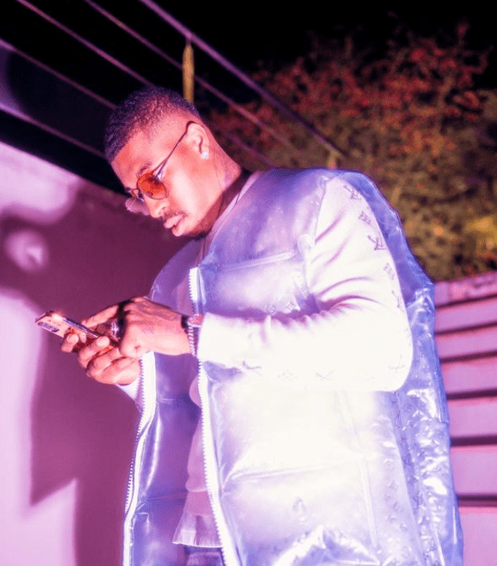 Compte Instagram, TikTok et Snapchat de  Presnel Kimpembe